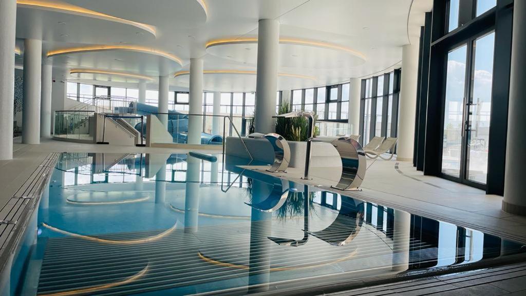Polanki Aqua Apartamenty Nielimitowany Dostep Do Basenow Parking Free Kołobrzeg Exterior foto
